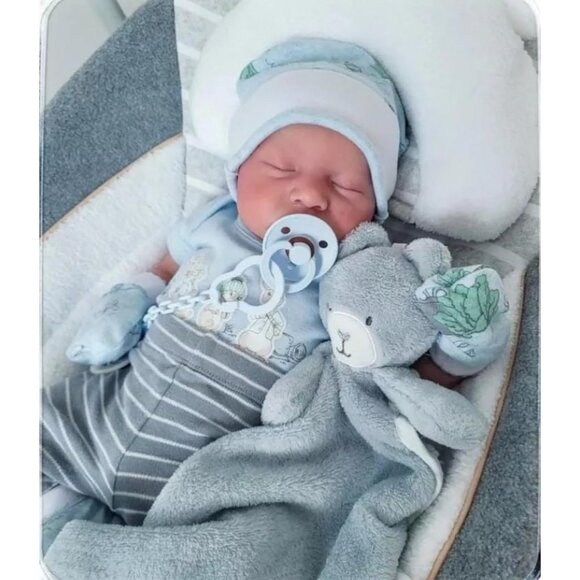 Realistic Reborn Dolls Levi - 18 Inch Lifelike Sleeping Baby Boy with cloth body - Picture 1 of 5